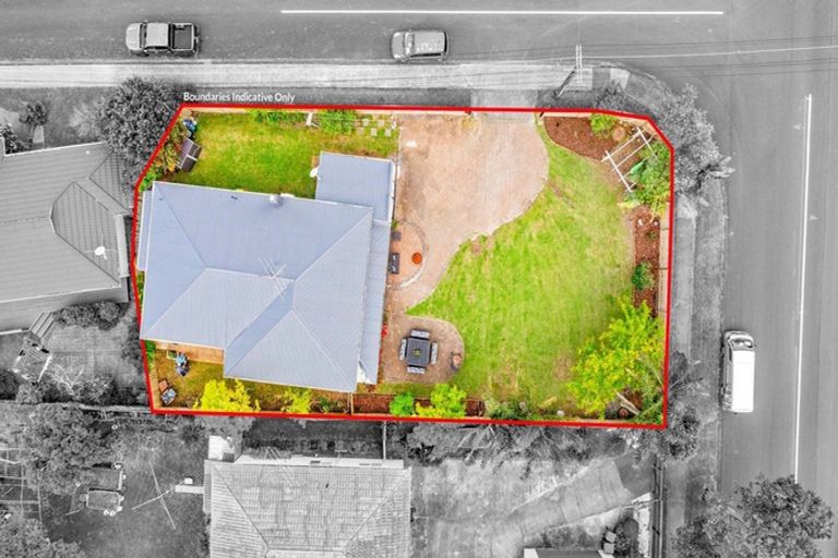 Photo of property in 57 Lynwood Road, New Lynn, Auckland, 0600