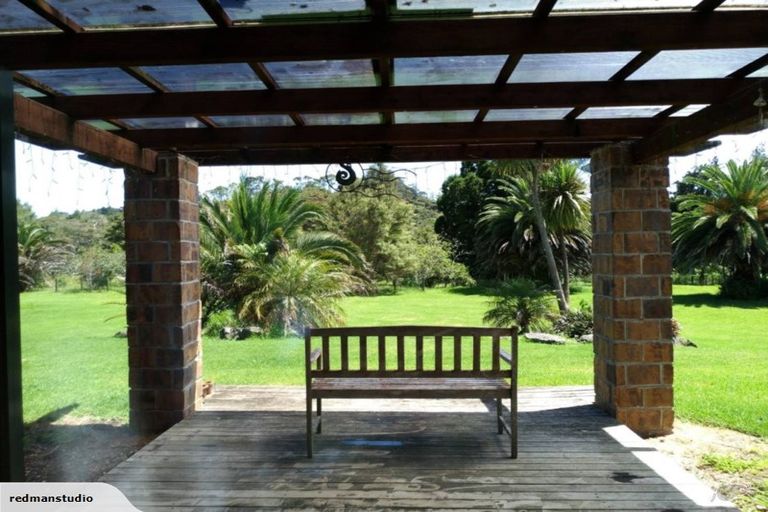 Photo of property in 355 Henderson Valley Road, Henderson Valley, Auckland, 0612