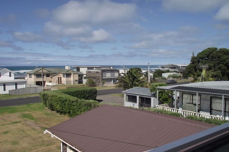 Photo of property in 6 Shaw Road, Waihi Beach, 3611