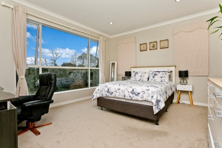 Photo of property in 15 Korihi Drive, Swanson, Auckland, 0614