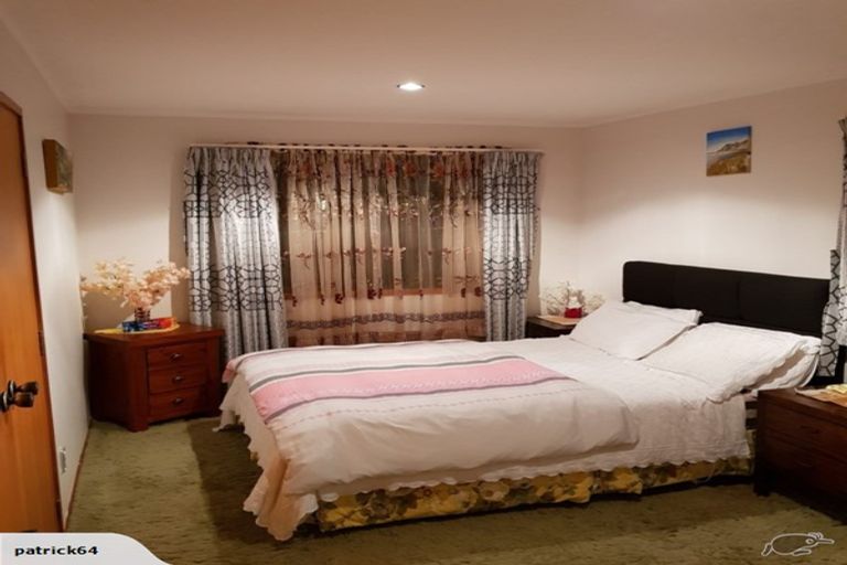 Photo of property in 131a Bucklands Beach Road, Bucklands Beach, Auckland, 2012