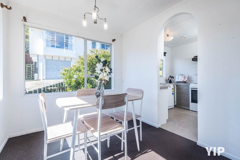 Photo of property in 7a Tralee Place, Johnsonville, Wellington, 6037