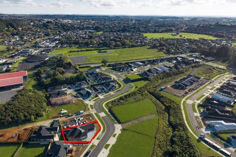 Photo of property in 32 Rongoa Maori Way, Pukekohe, 2120