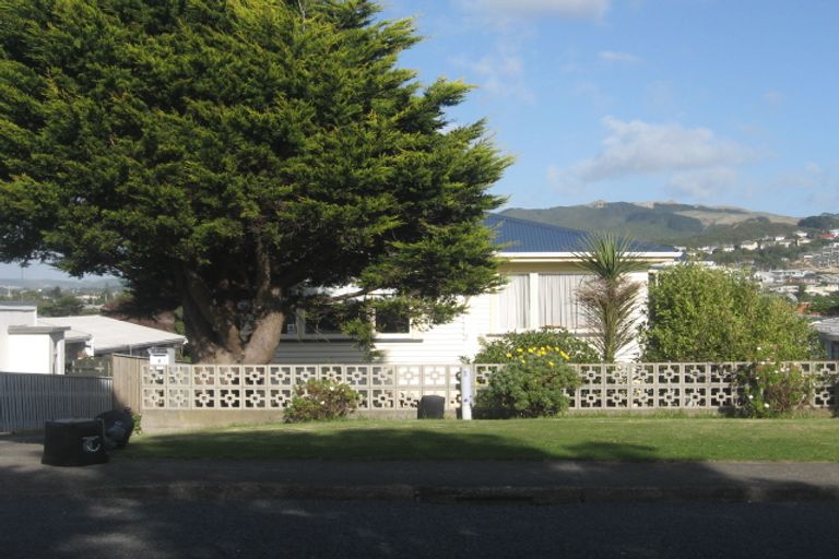 Photo of property in 7 Bay Drive, Titahi Bay, Porirua, 5022