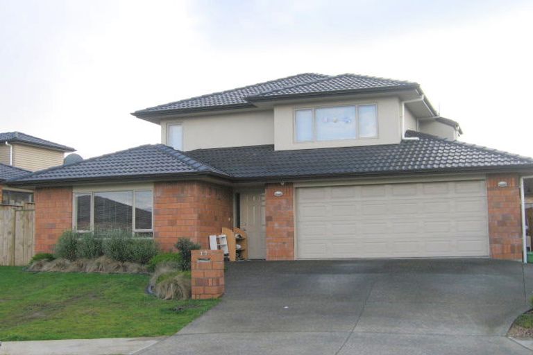 Photo of property in 13 Gordal Place, Flat Bush, Auckland, 2016