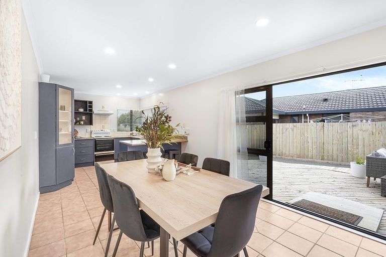 Photo of property in 4 Sandhurst Place, Nawton, Hamilton, 3200