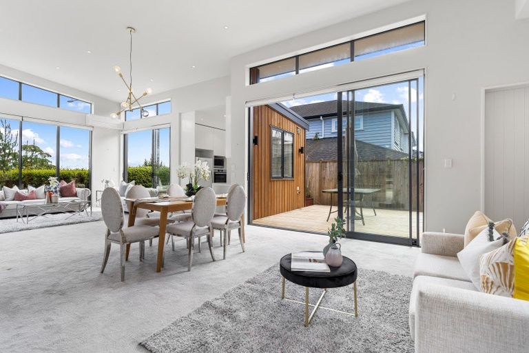 Photo of property in 36 Matahae Drive, Flat Bush, Auckland, 2019