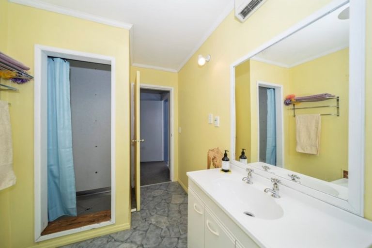 Photo of property in 17 Konini Street, Inglewood, 4330