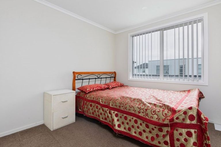 Photo of property in 41 Hollowout Street, Takanini, 2112