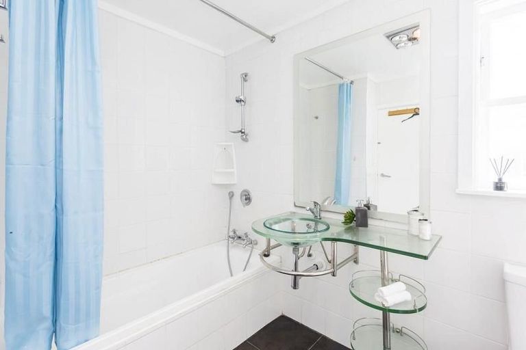 Photo of property in 10 Roberts Street, Wainuiomata, Lower Hutt, 5014