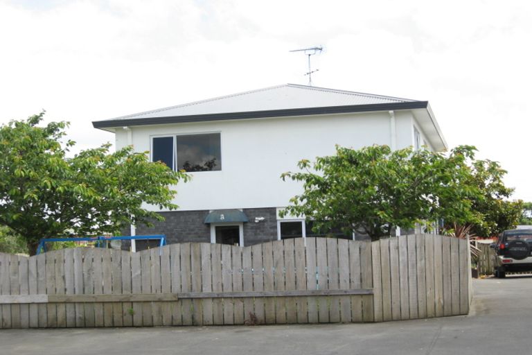 Photo of property in 30a Wellington Street, Pukekohe, 2120