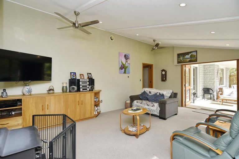 Photo of property in 125 West Belt, Rangiora, 7400