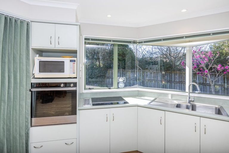 Photo of property in 14 Halcione Close, Flagstaff, Hamilton, 3210