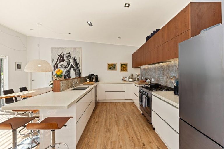 Photo of property in 93a Yorke Road, Haruru, 0204