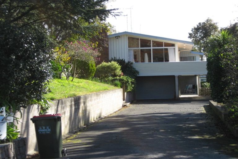Photo of property in 22 Muritai Crescent, Havelock North, 4130