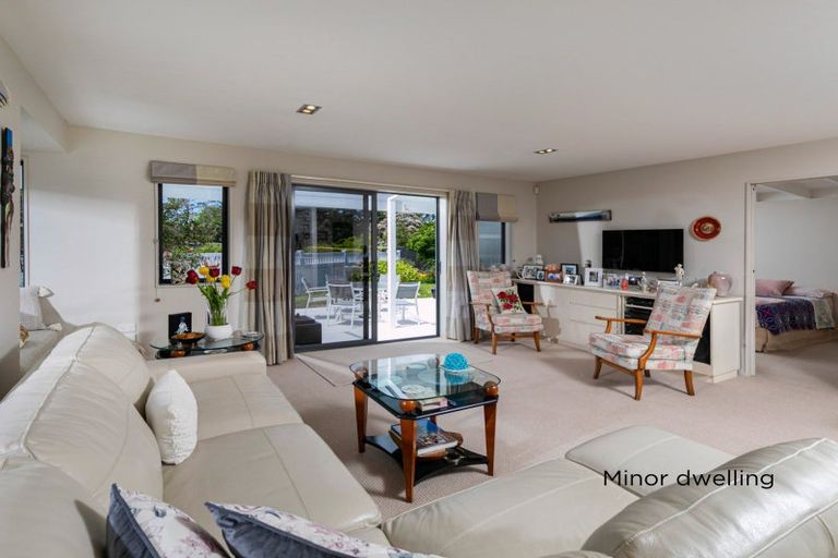 Photo of property in 49a Roland Road, Greenhithe, Auckland, 0632