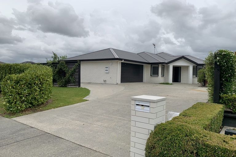 Photo of property in 12 Saffron Street, Cambridge, 3434