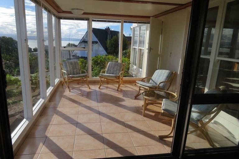 Photo of property in 18 Coleman Terrace, Hospital Hill, Napier, 4110