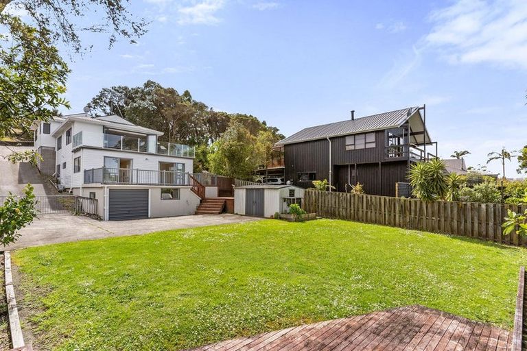 Photo of property in 84 Wade River Road, Stanmore Bay, Whangaparaoa, 0932