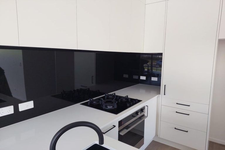 Photo of property in 20 Harvie Mcwatt Drive, Totara Park, Auckland, 2019