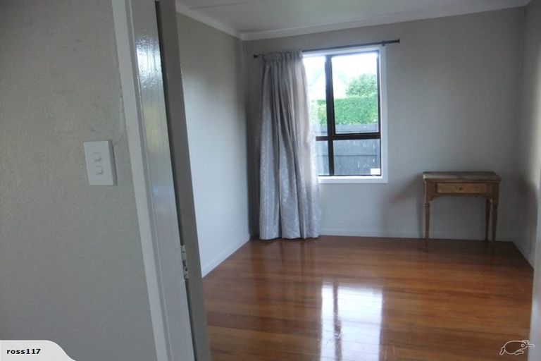 Photo of property in 103 Paihia Road, One Tree Hill, Auckland, 1061