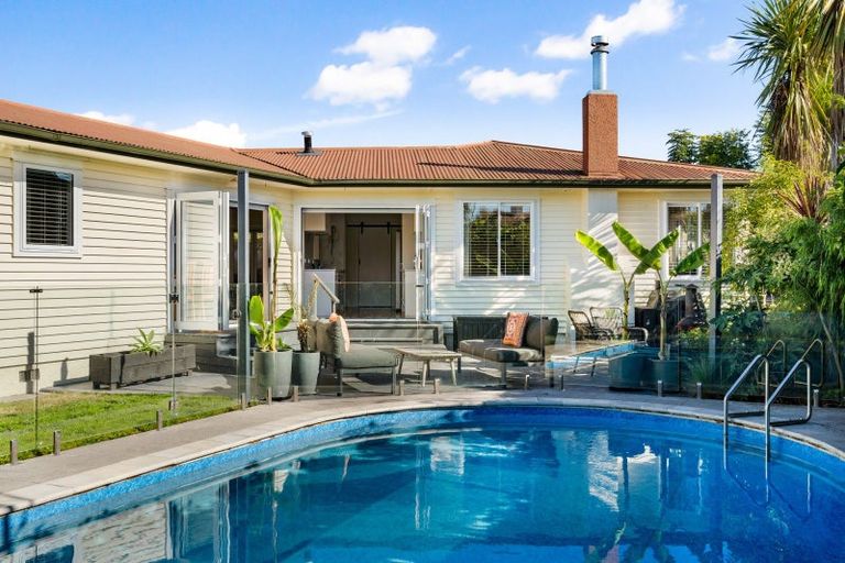 Photo of property in 57a Church Road, Taradale, Napier, 4112