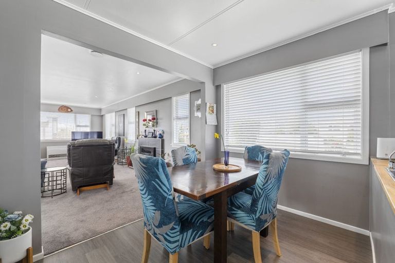 Photo of property in 95 Stanners Street, Eltham, 4322