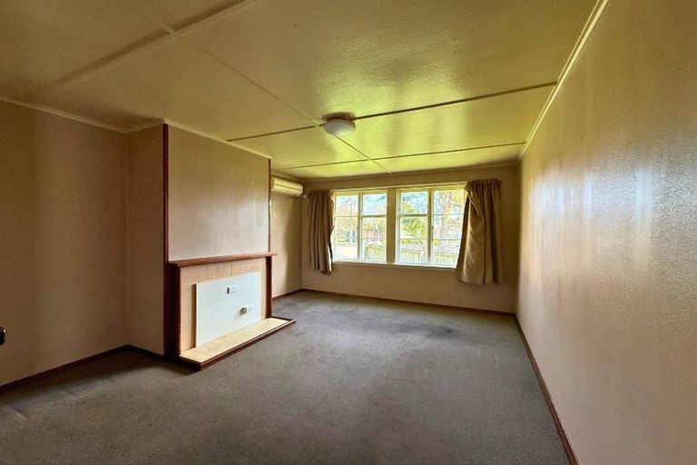 Photo of property in 16 Karamu Street, Upper Riccarton, Christchurch, 8041