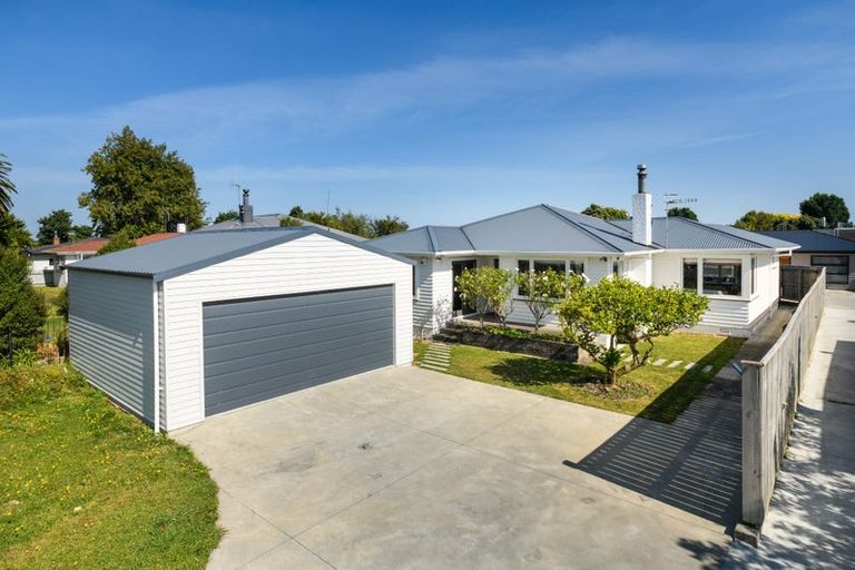 Photo of property in 9 Belvedere Crescent, Takaro, Palmerston North, 4412