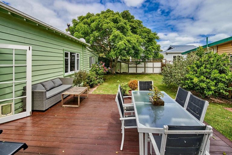 Photo of property in 5 Mason Street, Moera, Lower Hutt, 5010