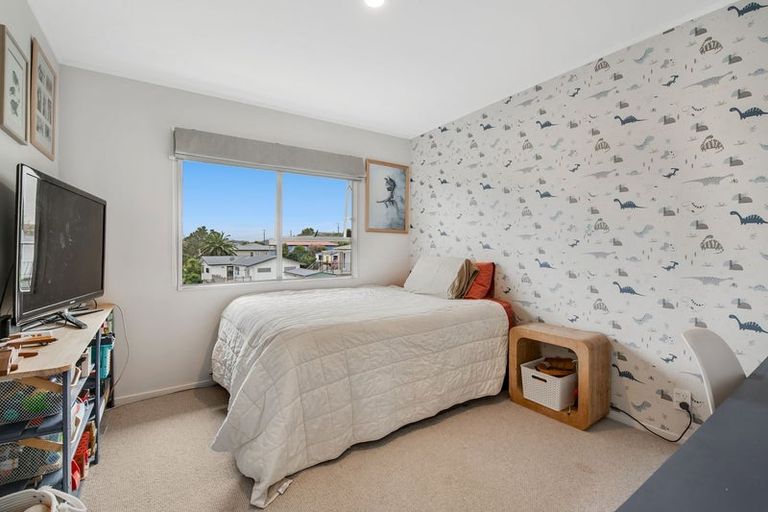 Photo of property in 20b Moffat Road, Red Beach, 0932