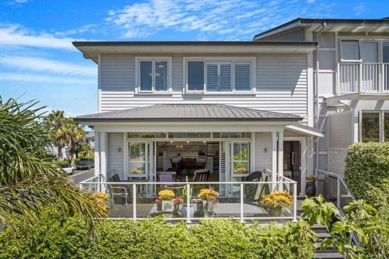Photo of property in 37 Landmark Terrace, Orewa, 0931