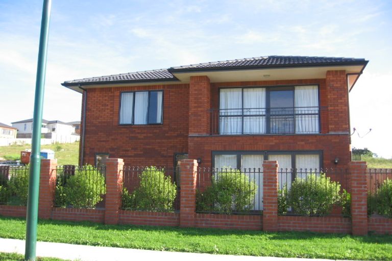 Photo of property in 39 Medallion Drive, Oteha, Auckland, 0632