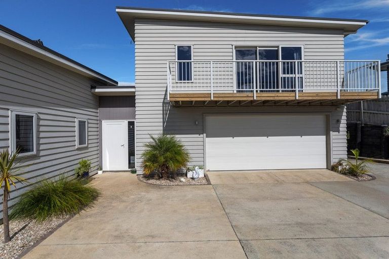 Photo of property in 6 Omega Place, Coastlands, Whakatane, 3120