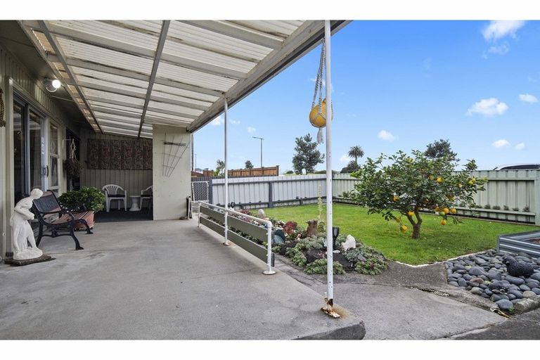 Photo of property in 44 Mclarin Road, Glenbrook, Waiuku, 2681