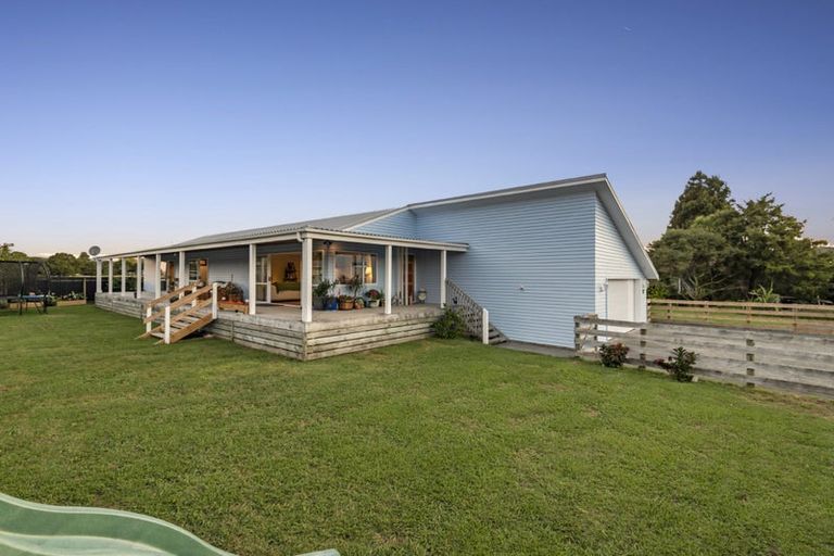 Photo of property in 974 Kahikatea Flat Road, Waitoki, Kaukapakapa, 0871
