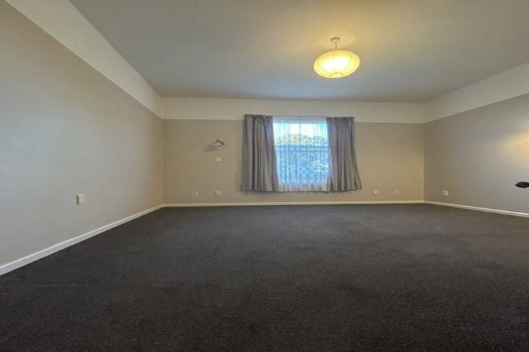 Photo of property in 12 Asquith Terrace, Brooklyn, Wellington, 6021