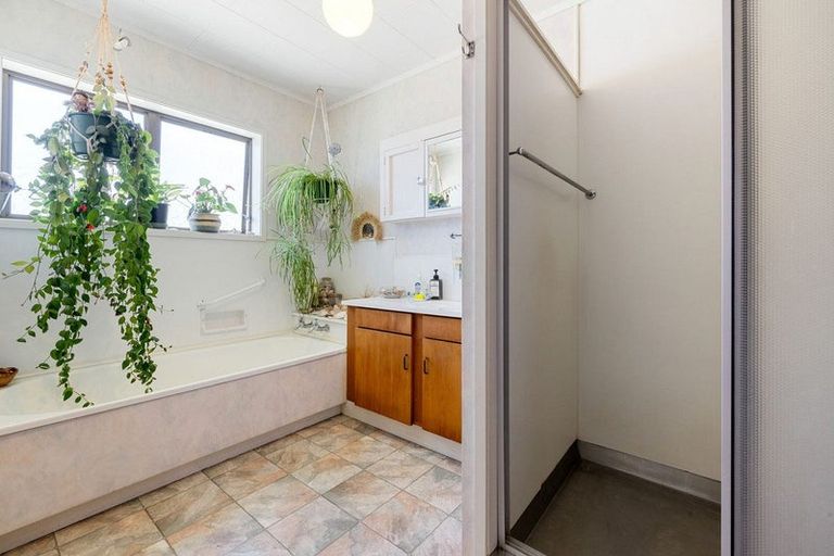 Photo of property in 67a Williams Street, Cambridge, 3434