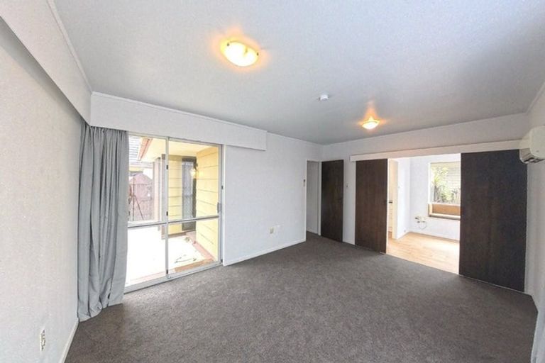 Photo of property in 11 Anaru Place, Awapuni, Palmerston North, 4412