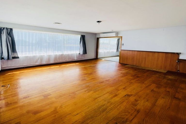 Photo of property in 32 Edinburgh Avenue, Rosehill, Papakura, 2113