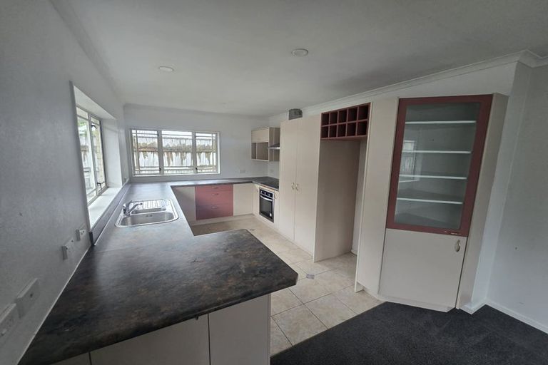 Photo of property in 31a Heretaunga Square, Silverstream, Upper Hutt, 5019