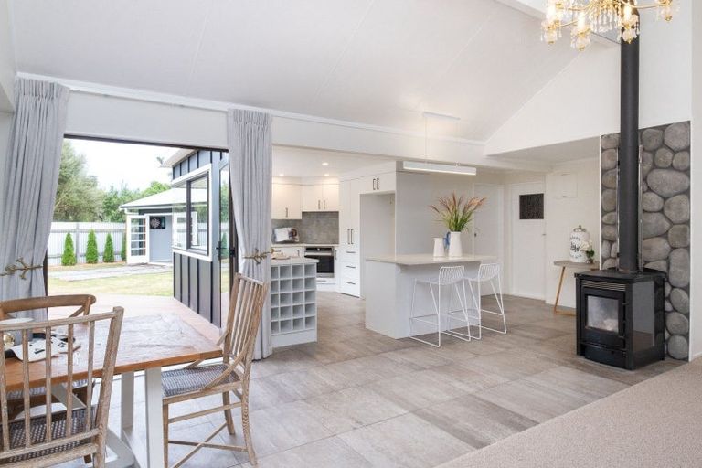 Photo of property in 14 Kuku Street, Te Awanga, 4102