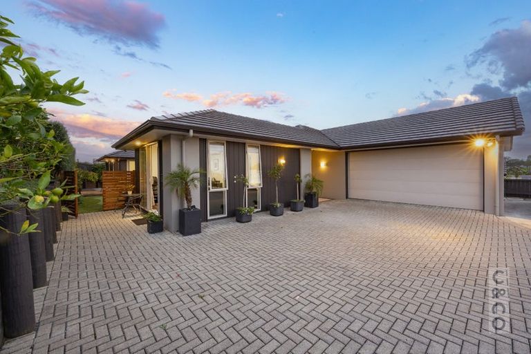 Photo of property in 11 Canoe Lane, Riverhead, 0820