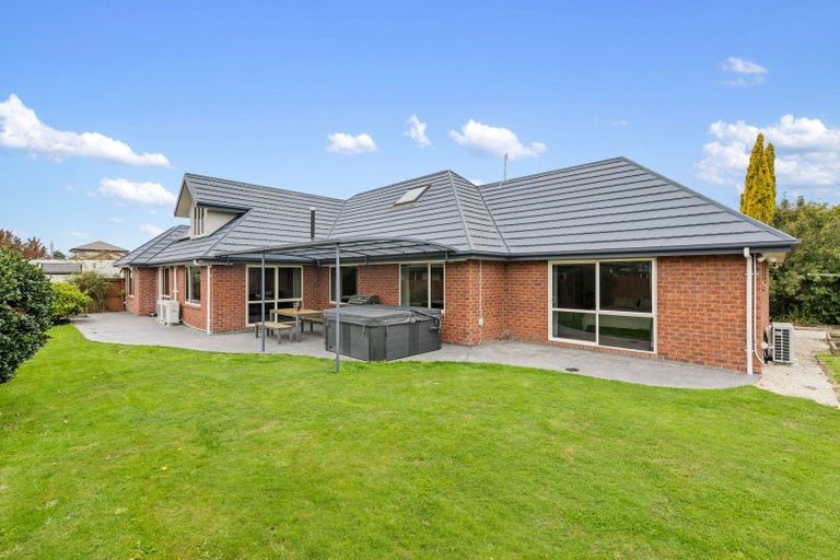 Photo of property in 21 Welsford Street, Woodend, 7610