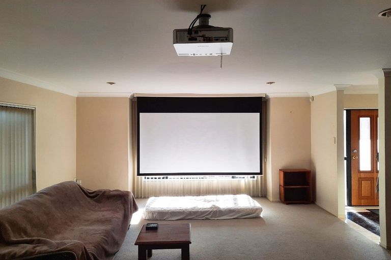 Photo of property in 19 Carnelian Court, Westgate, Auckland, 0614