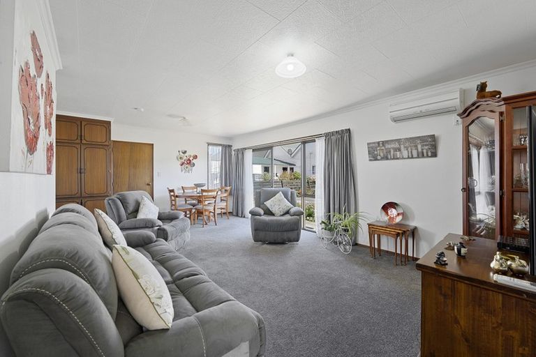 Photo of property in 20c Crombie Street, Gore, 9710