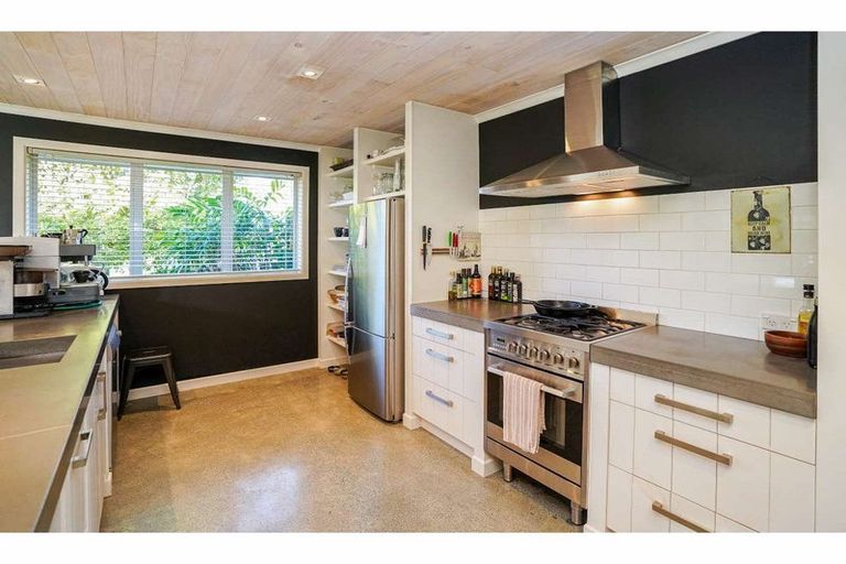 Photo of property in 73a Riddell Road, Kerikeri, 0230