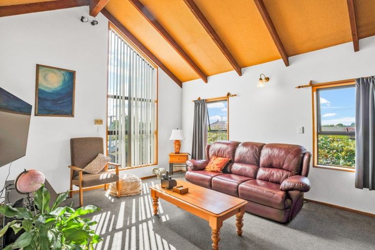 Photo of property in 60 Dallington Terrace, Dallington, Christchurch, 8061