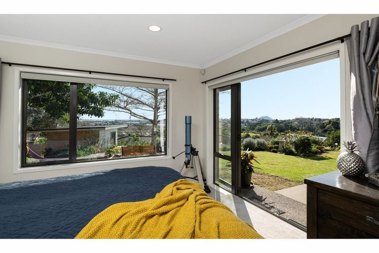 Photo of property in 187 Cambridge Road, Bethlehem, Tauranga, 3110