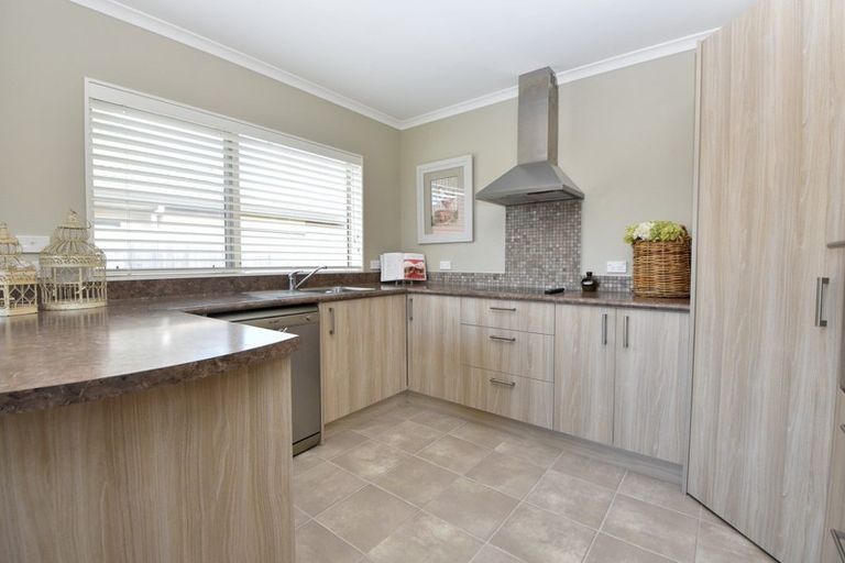 Photo of property in Villa Estate, 22/55 Armstrong Avenue, Carterton, 5713